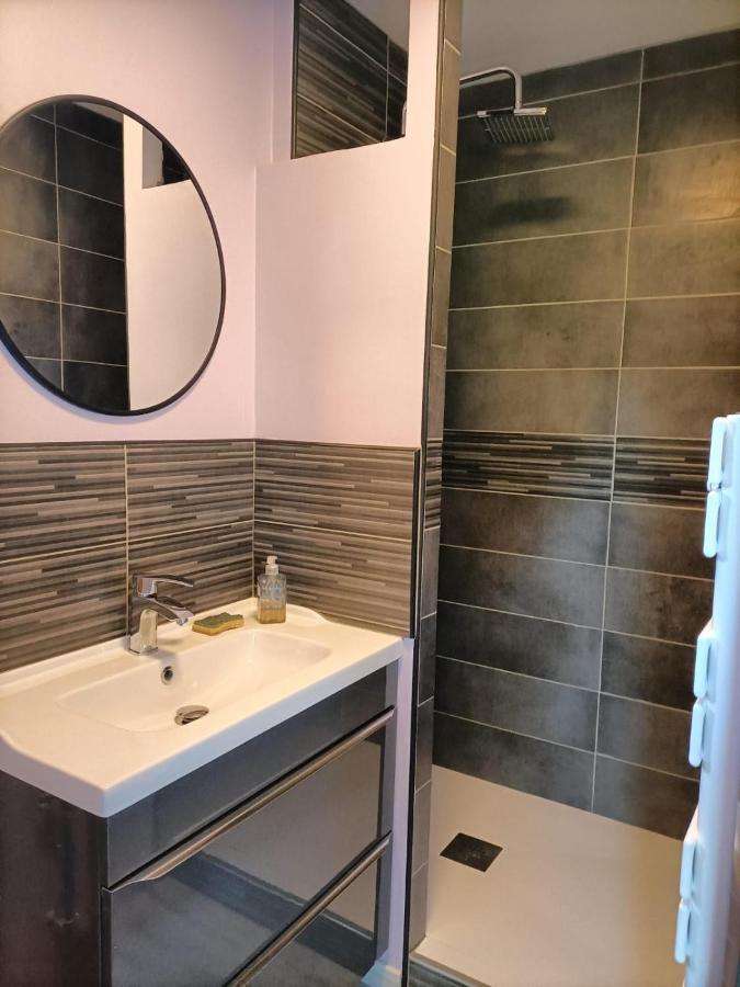 Le Bron Accueil - Topdestination-Lyon Екстер'єр фото
